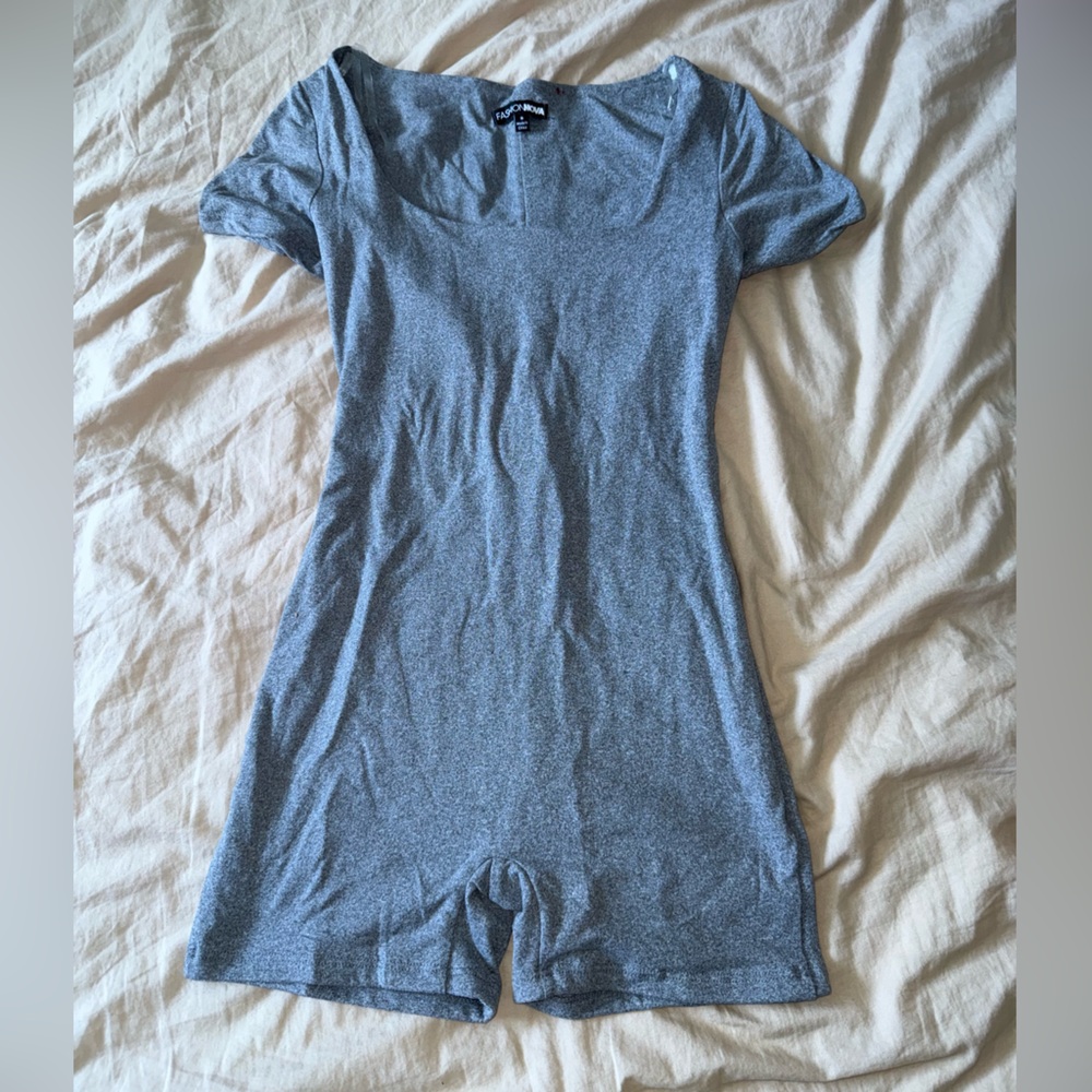 Fashion Nova Heather Gray Knit Top